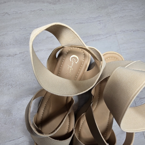 Comfort Beige Platform Sandles - Picture 3 of 4